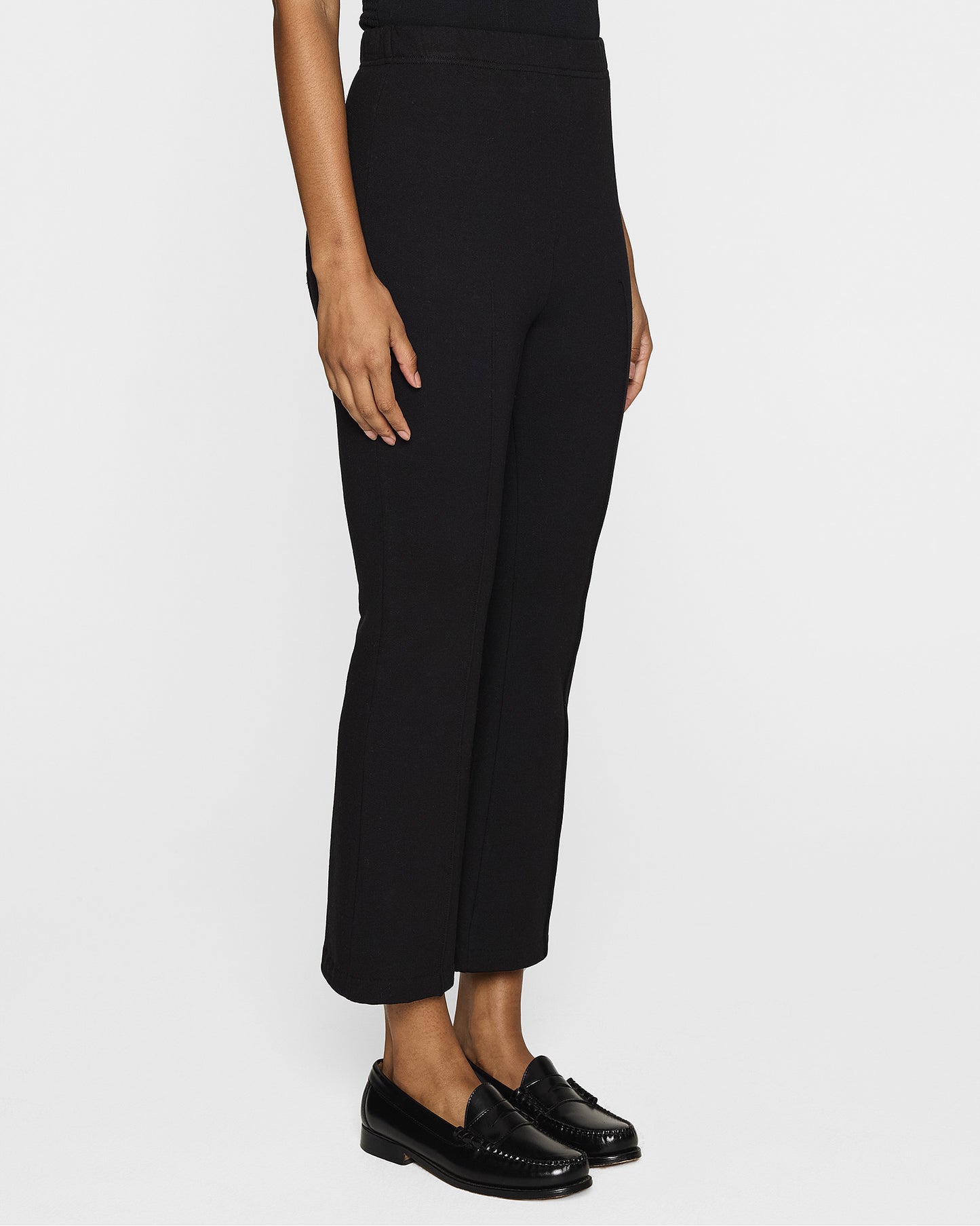 Black | The Luxe Crop Flair