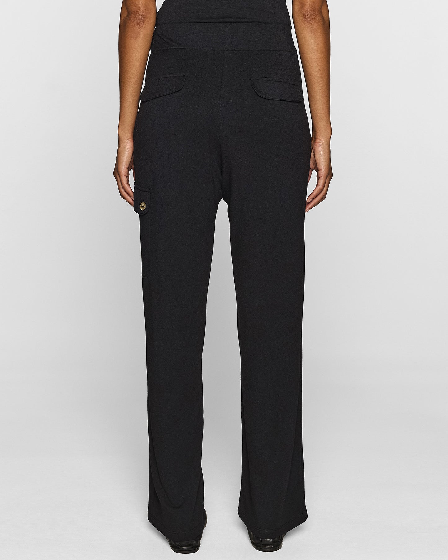 Black | The Women's Cargo Pant