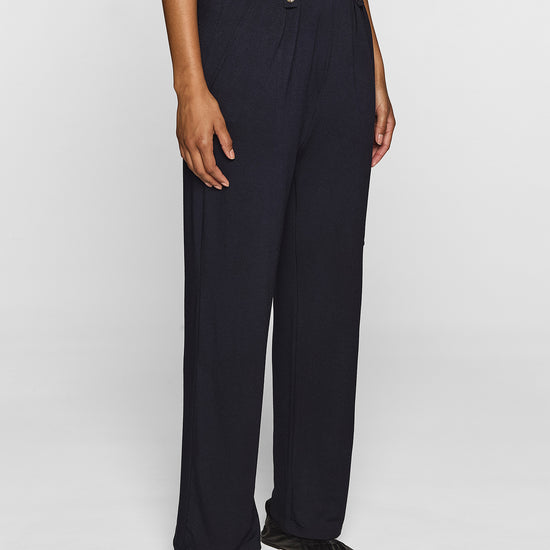 Navy | The Women's Cargo Pant