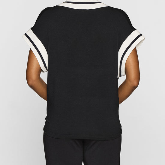 Black/White | The Sporty Vest