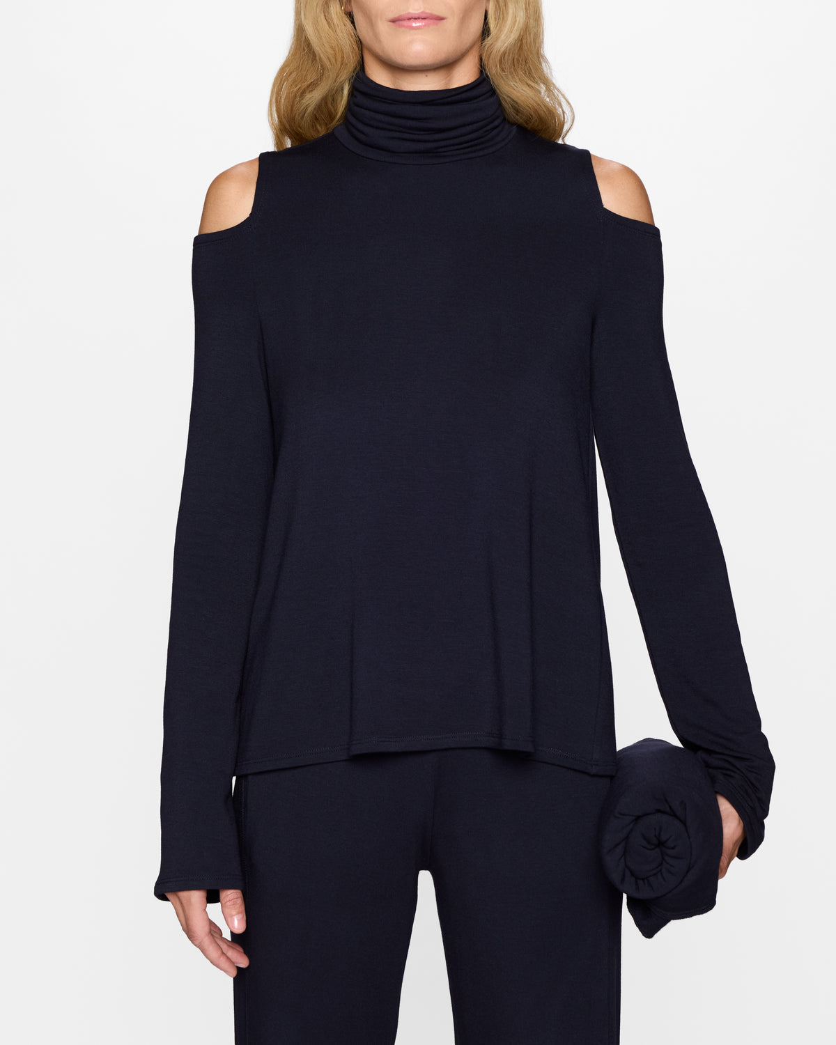Navy | The  Barbra Cold Shoulder