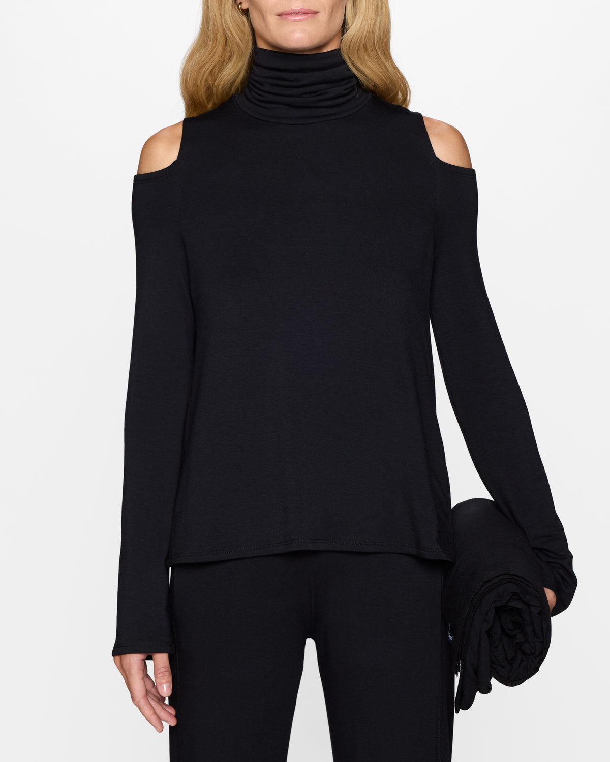 Black | The  Barbra Cold Shoulder