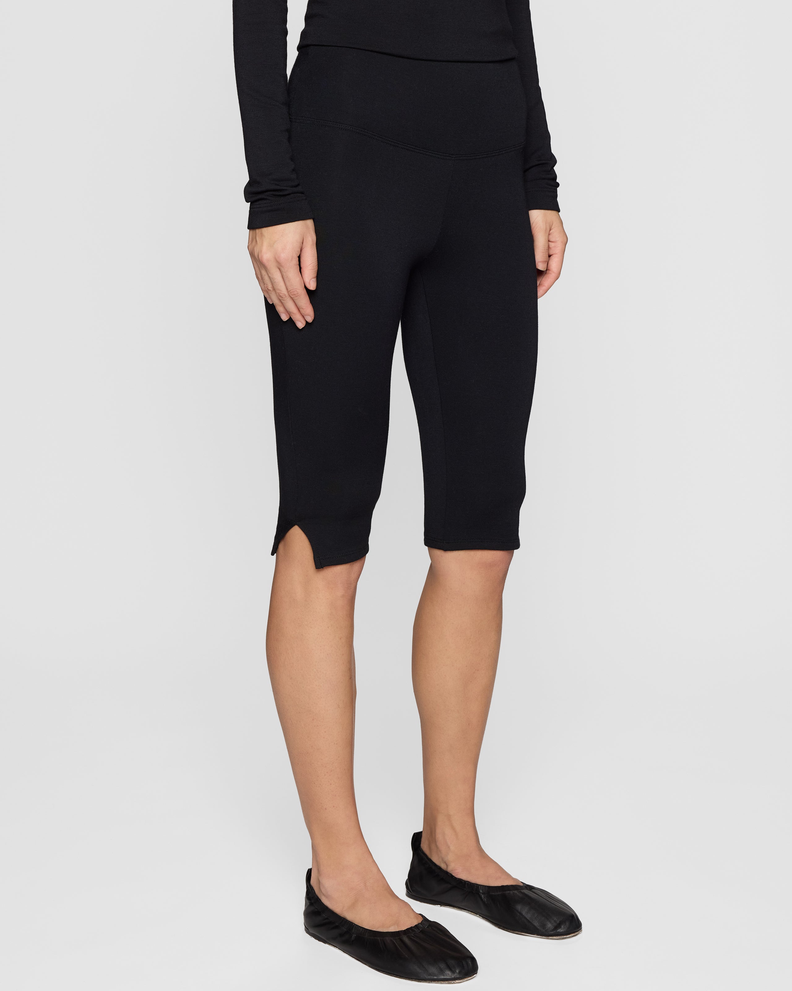 Black | The Capri