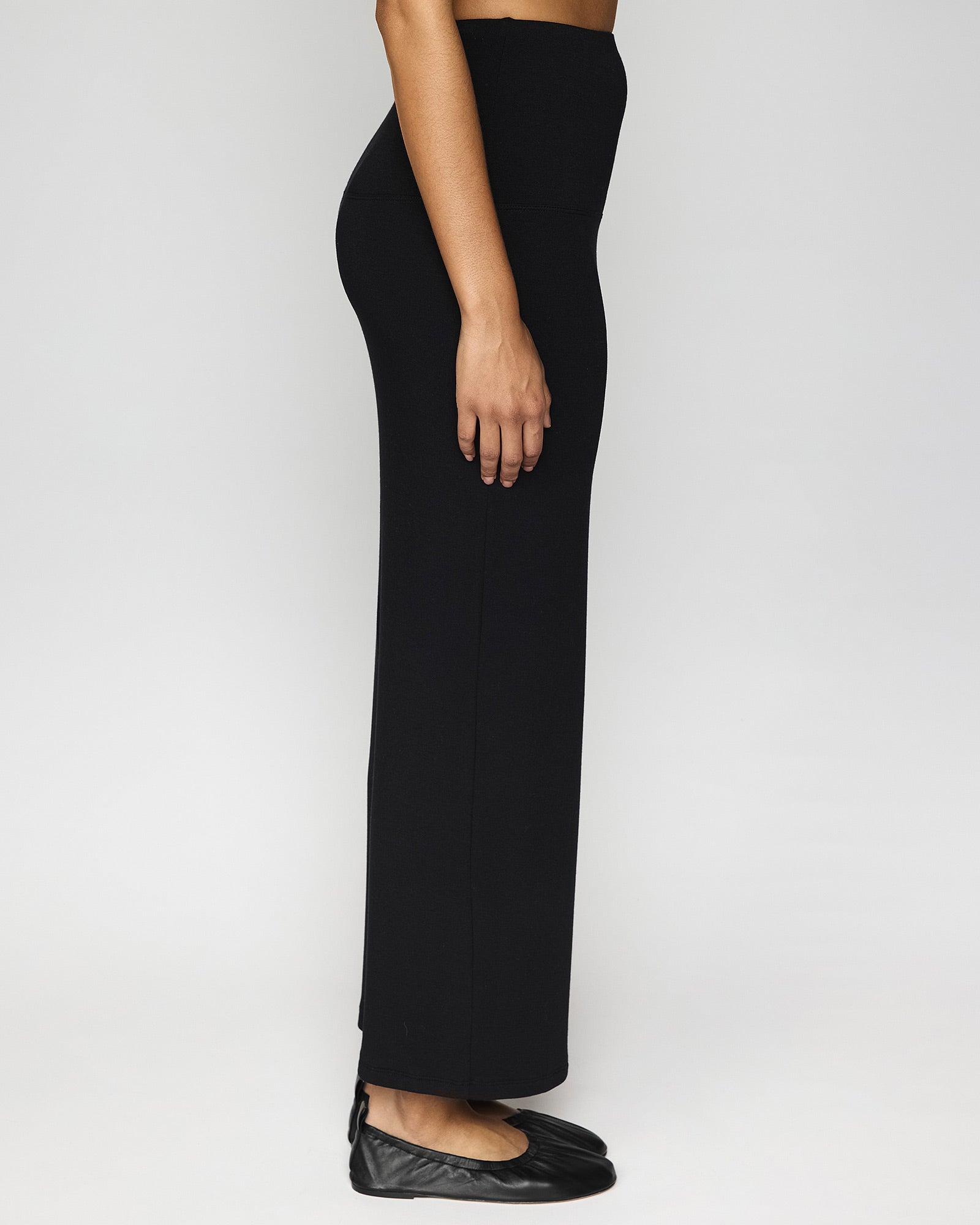 Black | The Maxi Tube Skirt Side