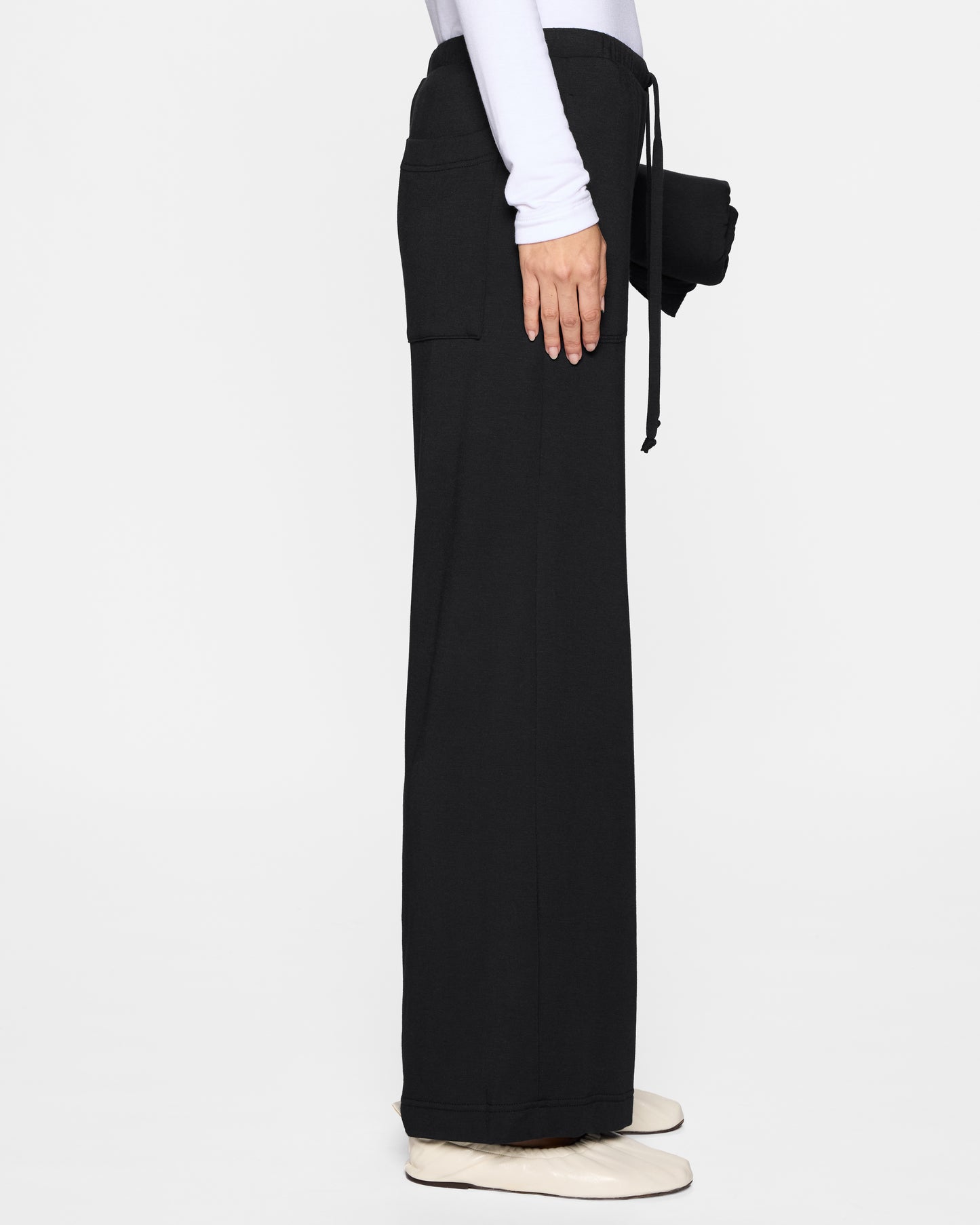 Black | The Caroline Pant