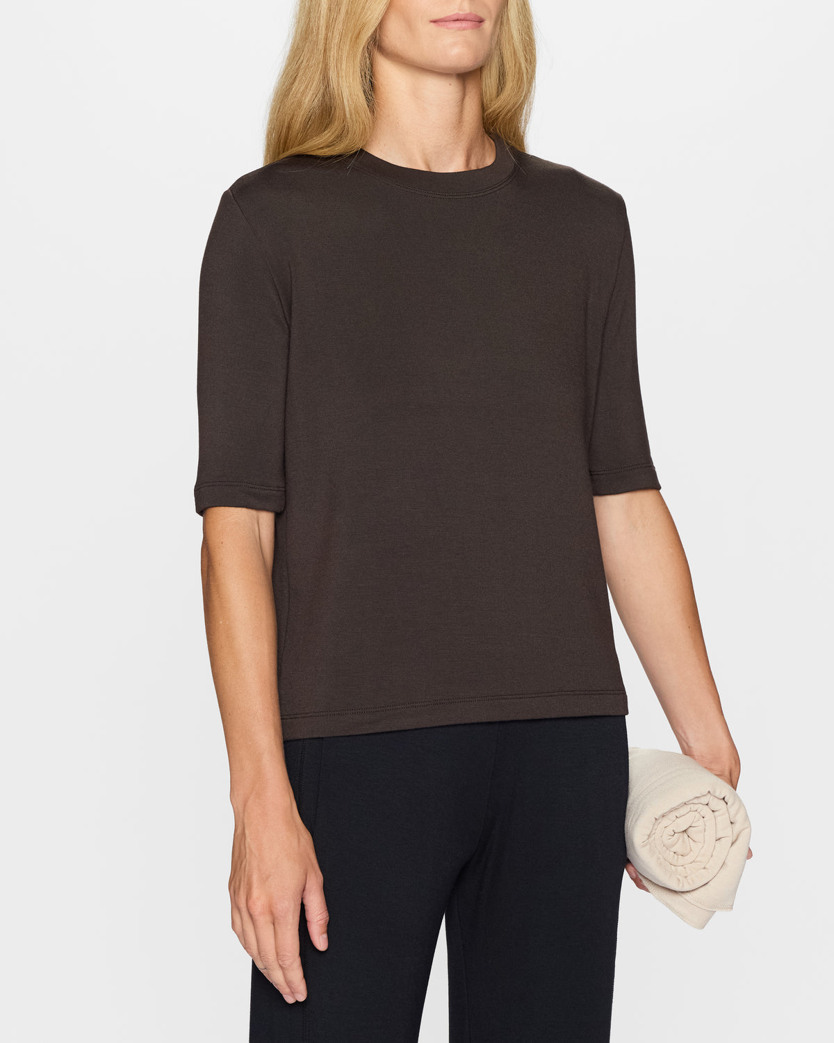 Coco | The Elbow Sleeve Classic Crew