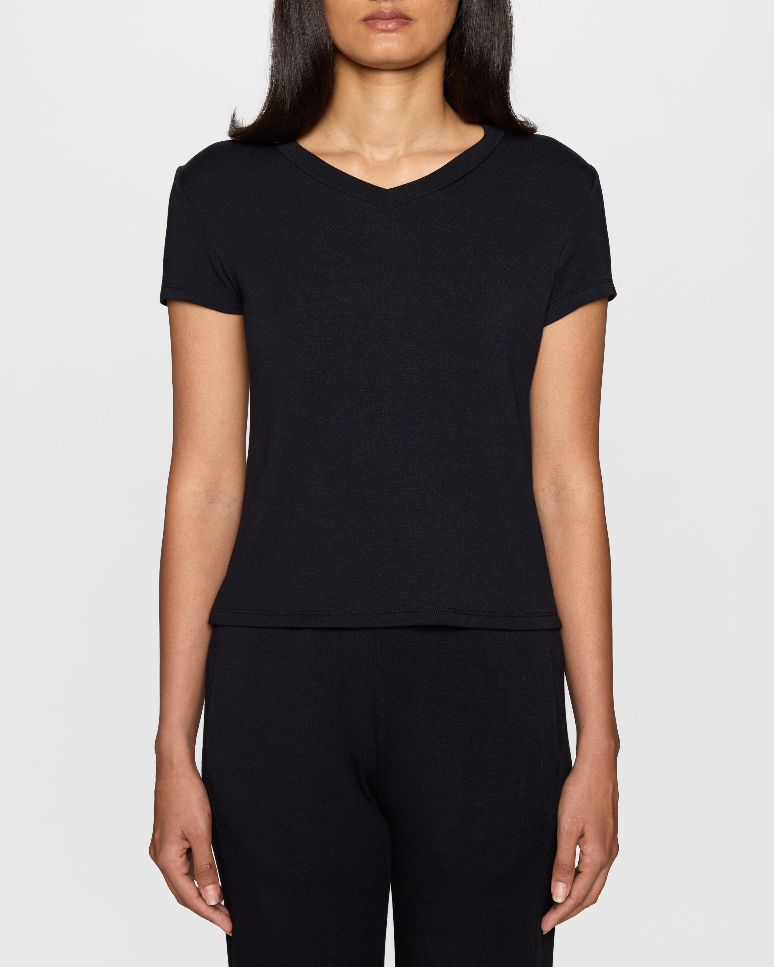Black | The Perfect High V