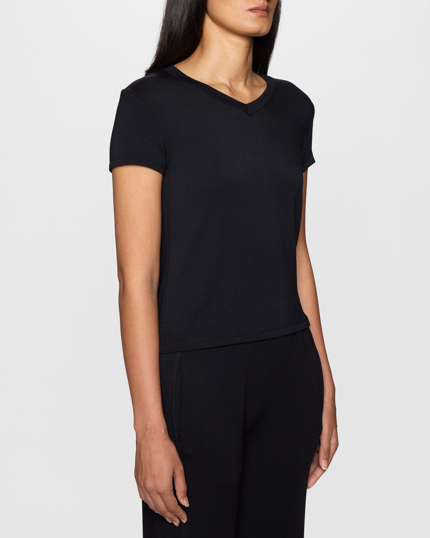 Black | The Perfect High V