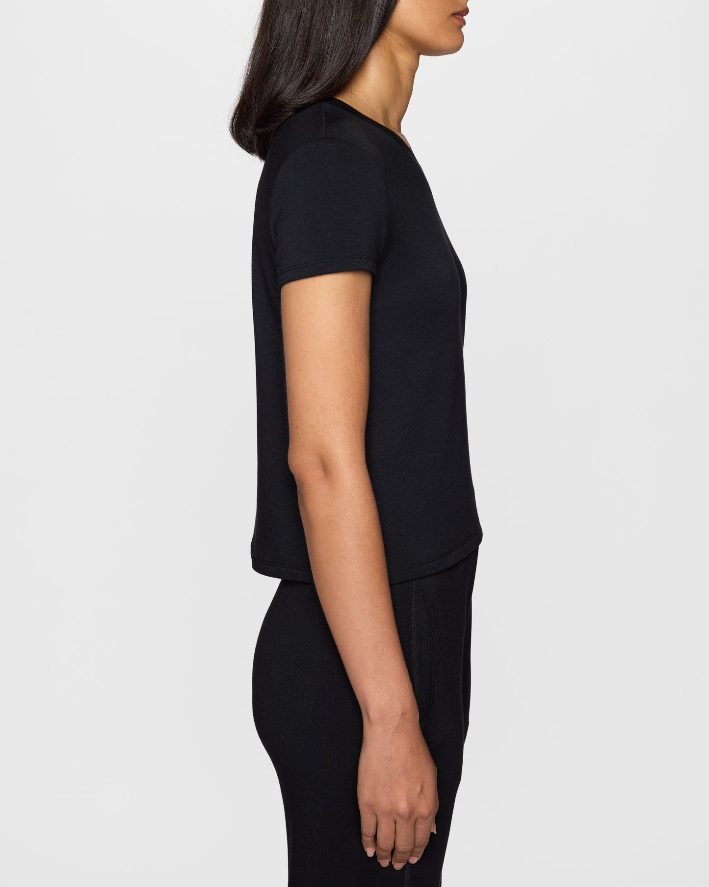 Black | The Perfect High V