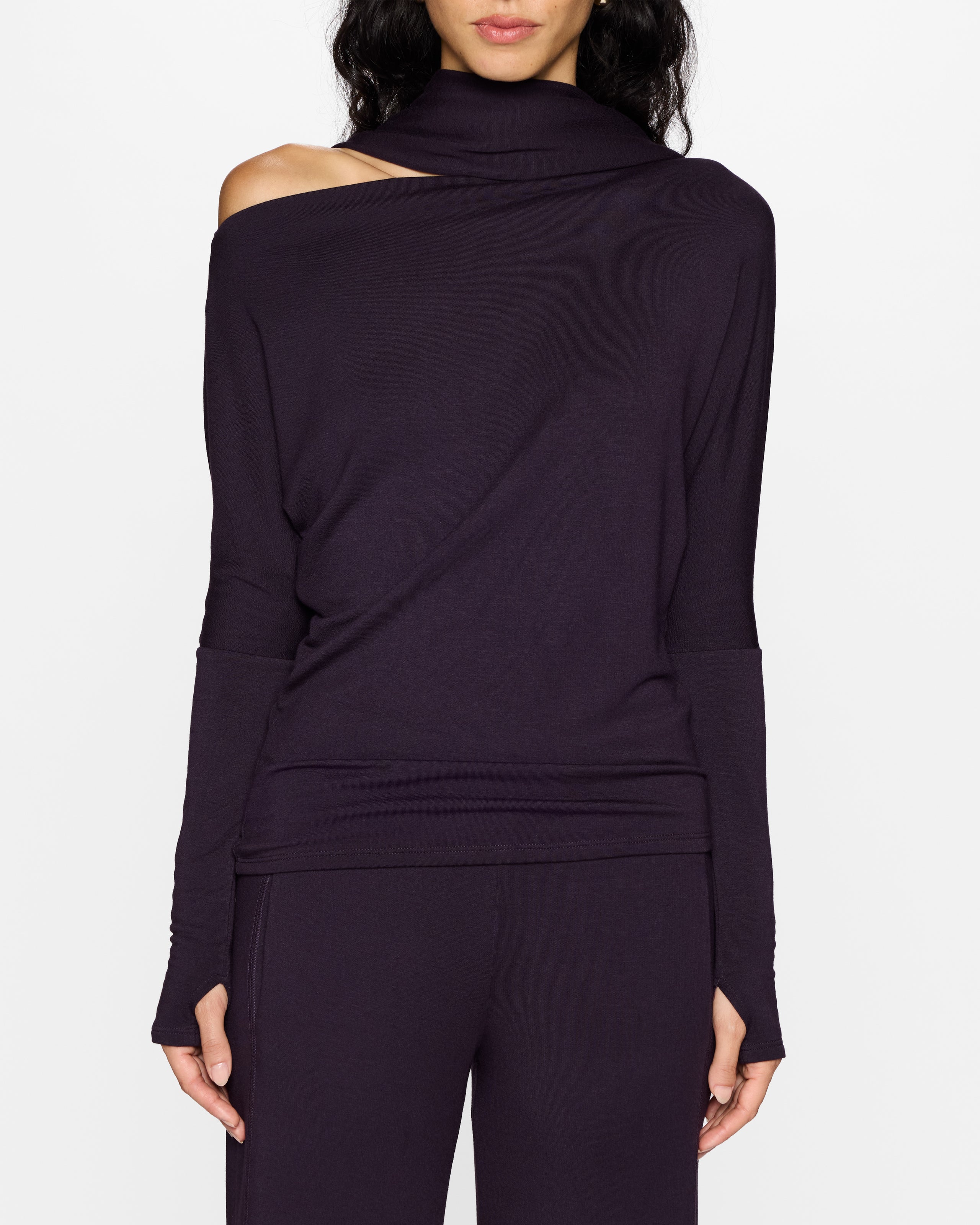 Plum | The Scarf