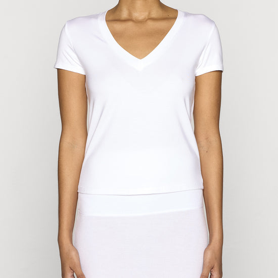 White | The Perfect V Lite Front