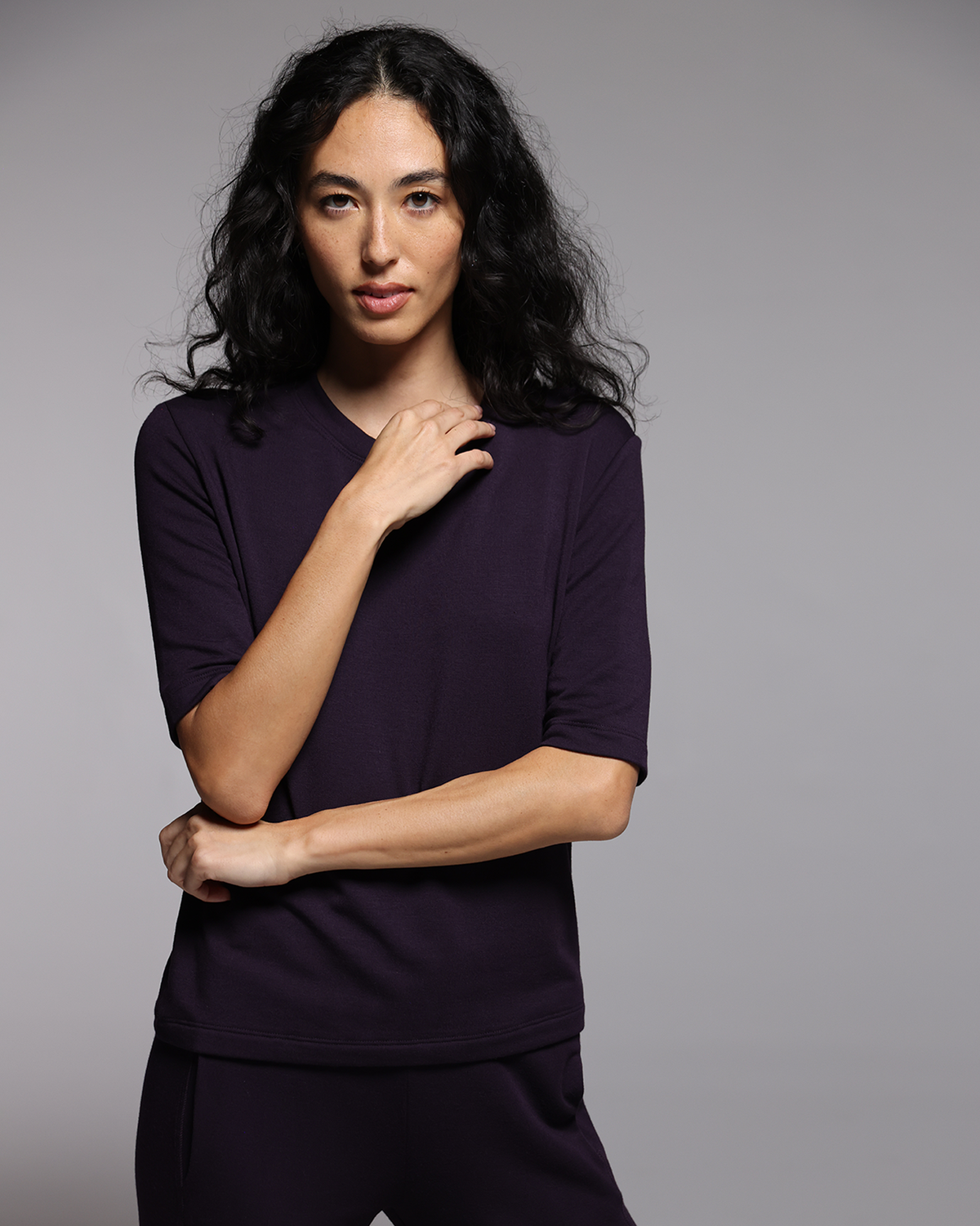 Plum | The Elbow Sleeve Classic Crew