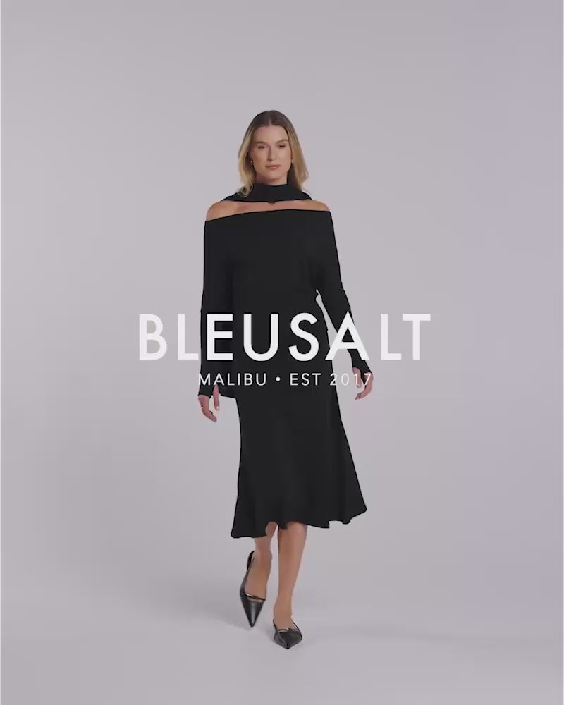 All | The Scarf by Bleusalt