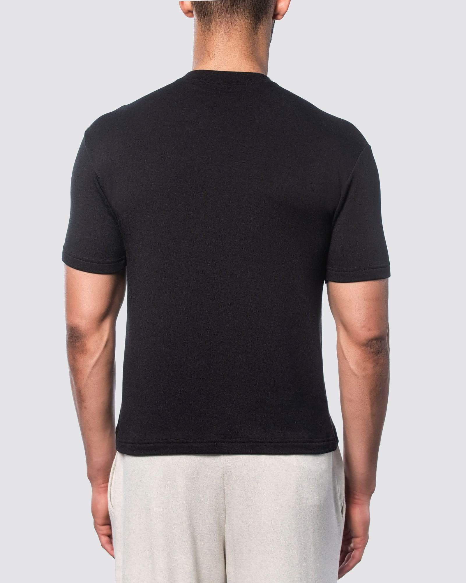 Black | The Men's T-Shirt Soft & Luxury