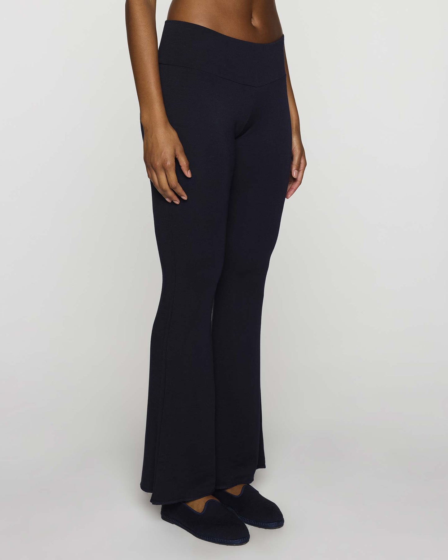 Barely There Zella Barely Flare Live in High Waist Pants