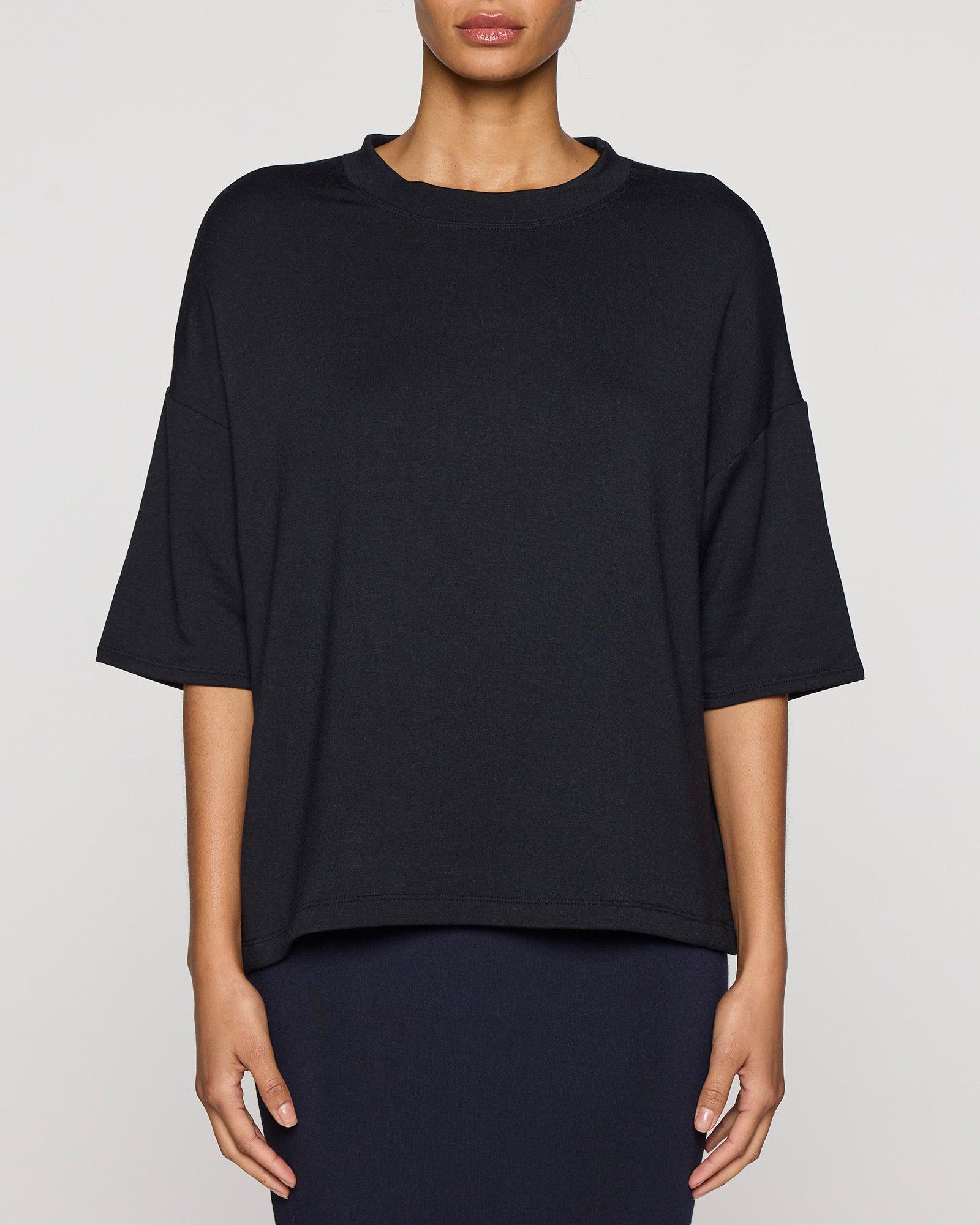 Black | Women's Oversized T-Shirt