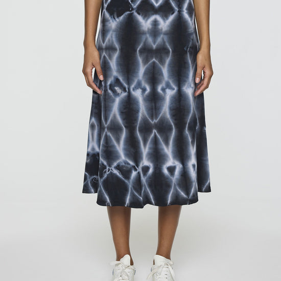 short a line skirt