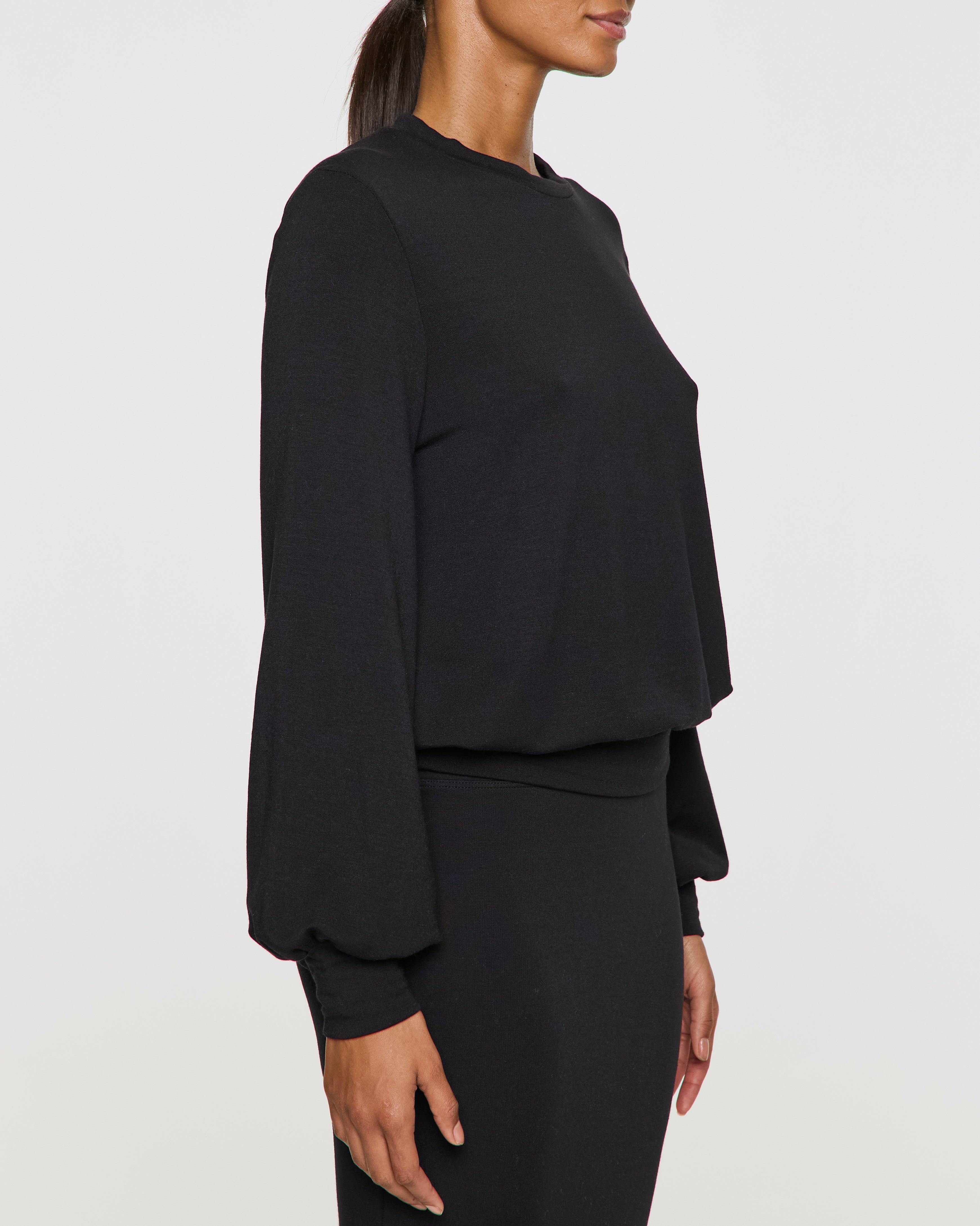 Black | Bubble Crew from Angle